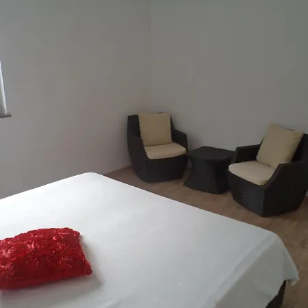 Apartment In 5668 Crikvenica