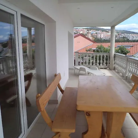 In 5668 Apartman